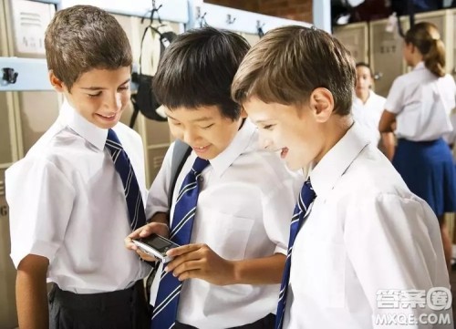 智能手机的利与弊英语作文 关于智能手机的利与弊英语作文 智能手机的利与弊英语作文 关于智能手机的利与弊英语作文