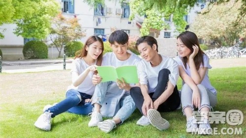 上海中小学与自然博物馆签订合约作文 关于上海中小学和博物馆合作的作文800字 上海中小学与自然博物馆签订合约作文 关于上海中小学和博物馆合作的作文800字