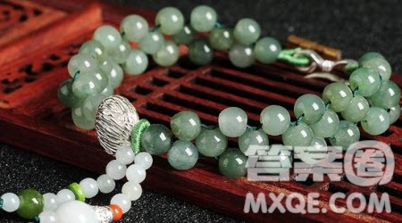 穿手链小学生叙事作文300字 关于穿手链的小学生叙事作文300字 穿手链小学生叙事作文300字 关于穿手链的小学生叙事作文300字