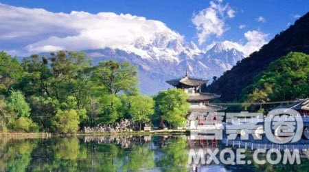 看一朵丽江的云作文600字 关于看一朵丽江的云的作文600字 看一朵丽江的云作文600字 关于看一朵丽江的云的作文600字