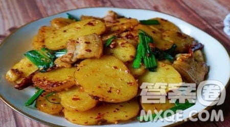 第一次炒土豆作文400字 写自己第一次炒土豆的作文400字 第一次炒土豆作文400字 写自己第一次炒土豆的作文400字