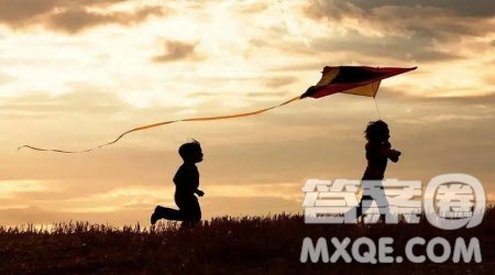 一个运动场上有人在练五千米材料作文800字 关于一个运动场上有人在练五千米的材料作文800字 一个运动场上有人在练五千米材料作文800字 关于一个运动场上有人在练五千米的材料作文800字