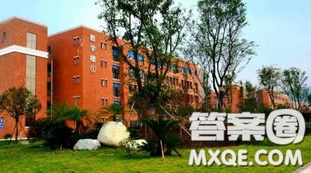 秋日的校园作文400字 写秋日的校园的作文400字 秋日的校园作文400字 写秋日的校园的作文400字