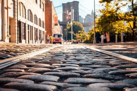 关于我们每个人都不过是一粒石子的材料作文800字 关于我们每个人都不过是一粒石子的材料作文800字